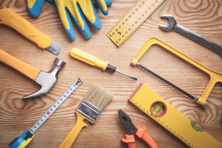 Quels outils professionnels privilégier pour vos travaux de bricolage ?